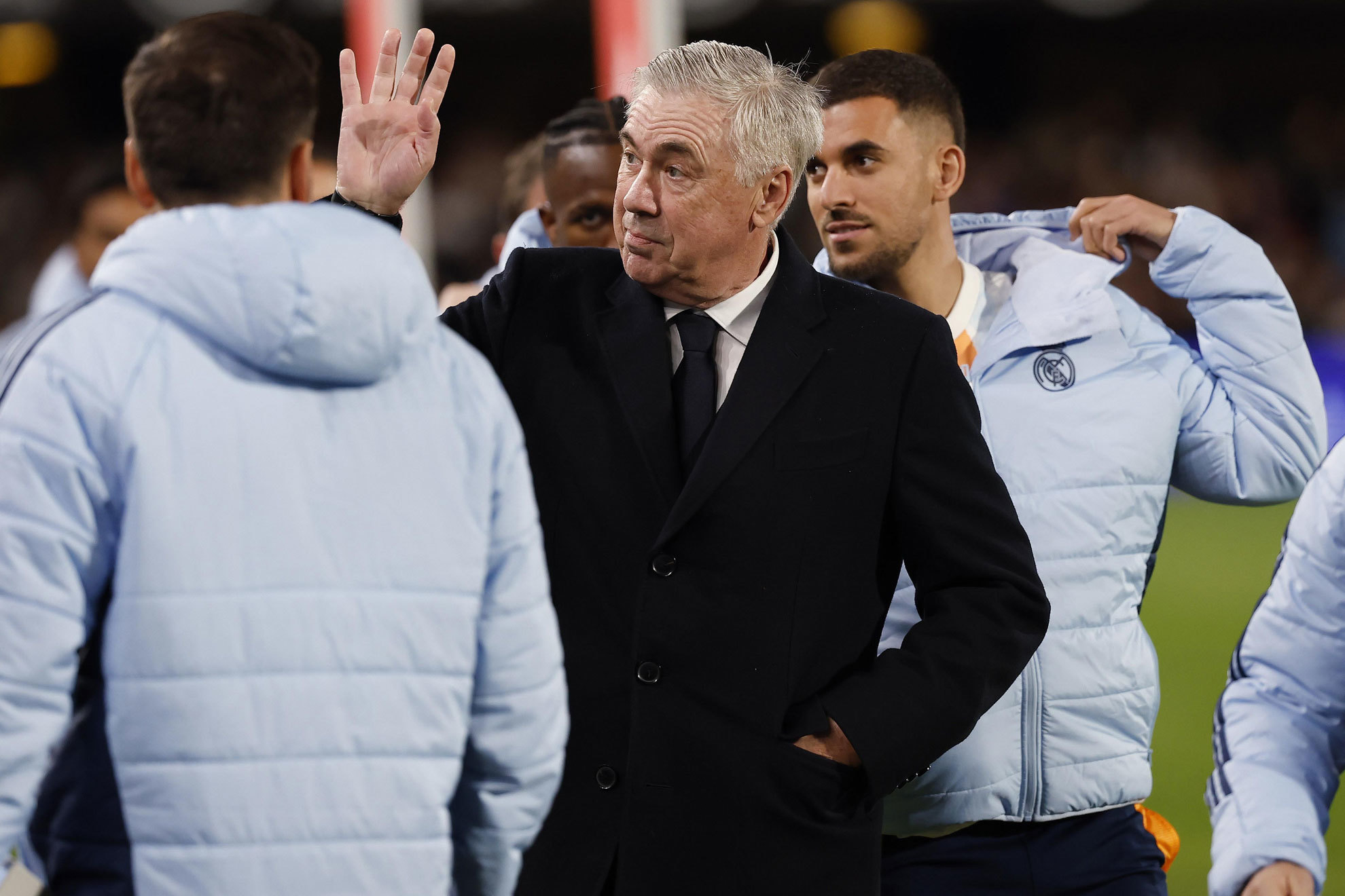 但依然为我 但依然为我