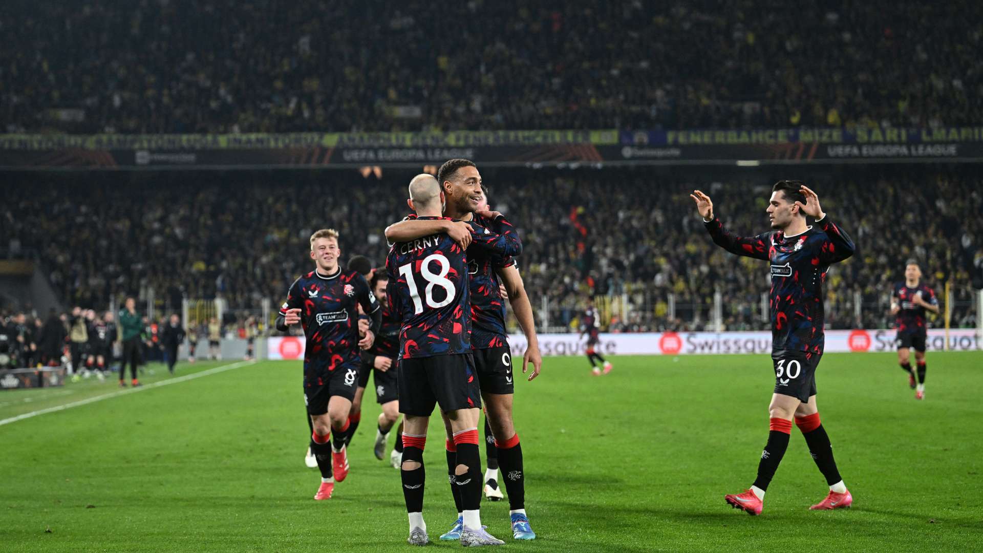 輕球員樹立 輕球員樹立